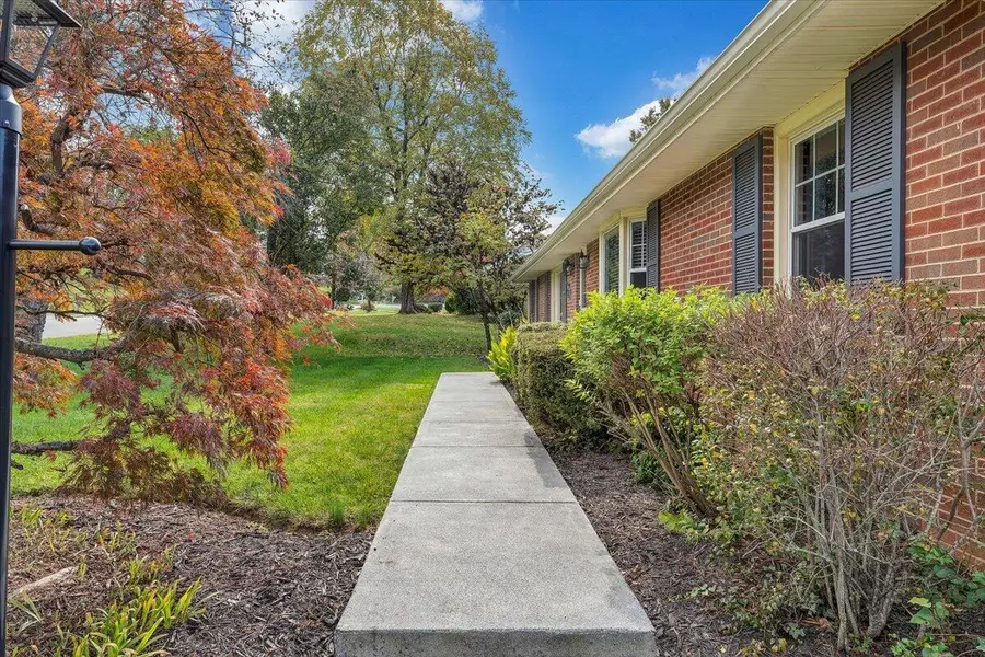 1913 Mcvitty, Salem, VA 24153 - #3