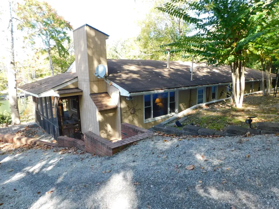 1203 Quiet Cove, Moneta, VA 24121 - #3