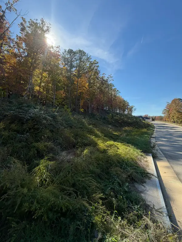 5590 Hunt Camp, Roanoke, VA 24018