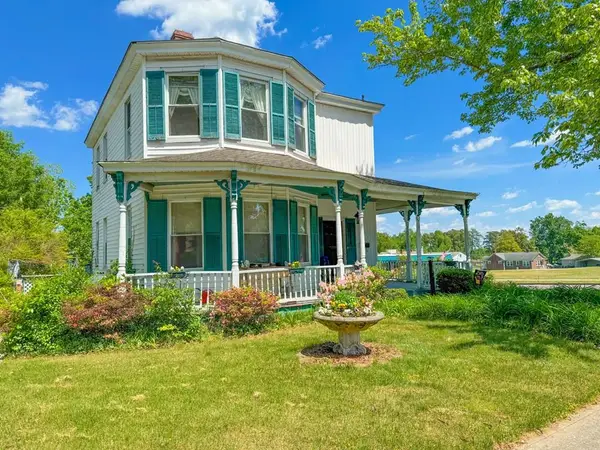 115 East Maryland Avenue, Crewe, VA 23930