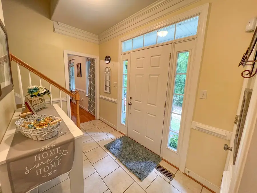 215 Beachcliff Road, Blackstone, VA 23824 - Image #2