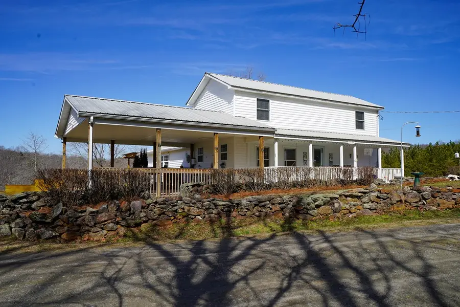 1084 Hedge Road, Chatham, VA 24531 - Image #2