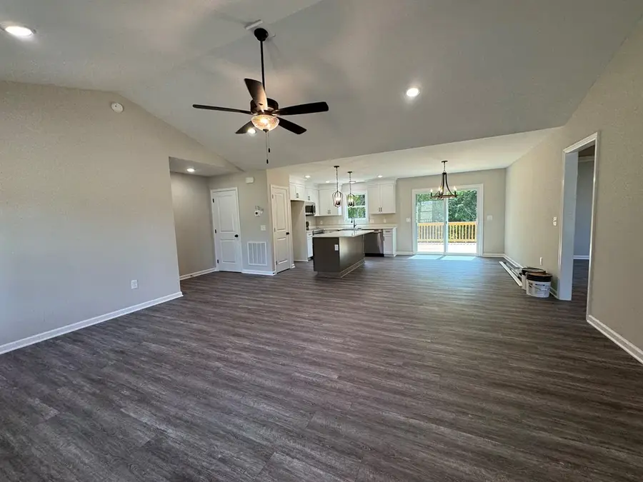 2350 Spring Grove Rd, Wreck Island, VA 24593 - Image #3