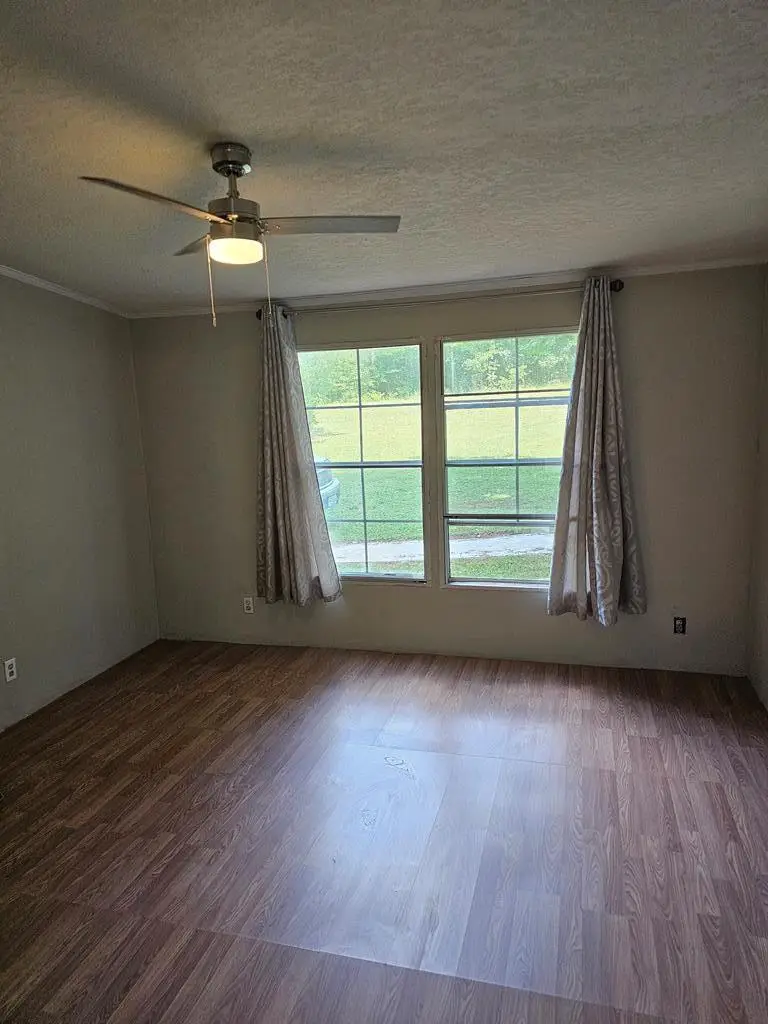 1083 Hog Wallow, Nathalie, VA 24577 - Image #2