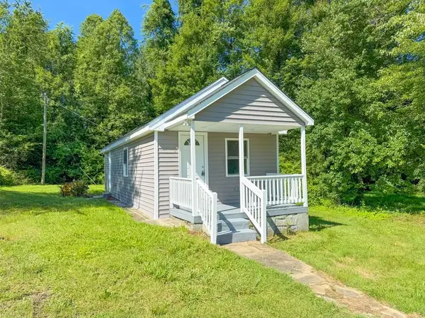 10001 E. Colonial Trail Highway, Crewe, VA 23930