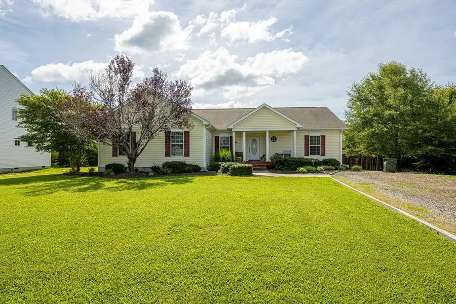 102 Pine Ridge Rd, Farmville, VA 23901 - Image #2