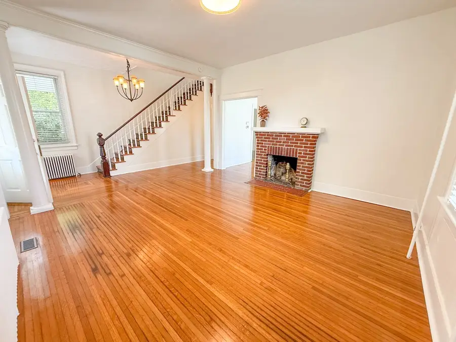 105 Cabell Street, Crewe, VA 23930 - Image #3