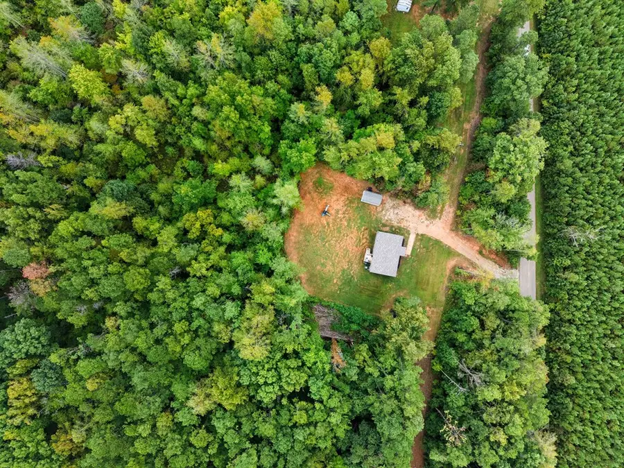 2057 Old Peach Tree Rd., Green Bay, VA 23942 - Image #2