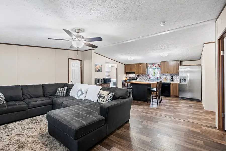 2057 Old Peach Tree Rd., Green Bay, VA 23942 - Image #3