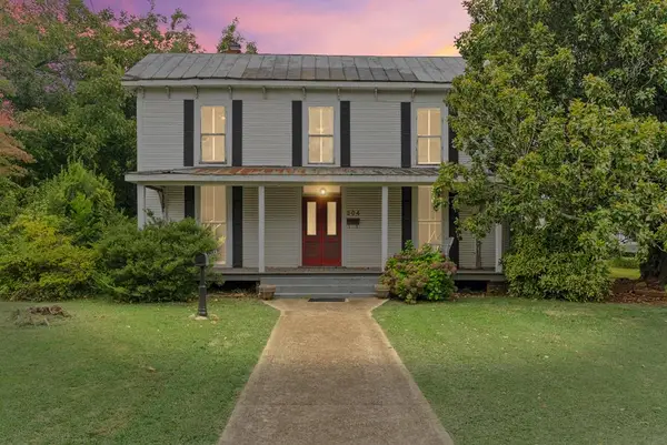 304 West Sycamore Street, Chase City, VA 23924