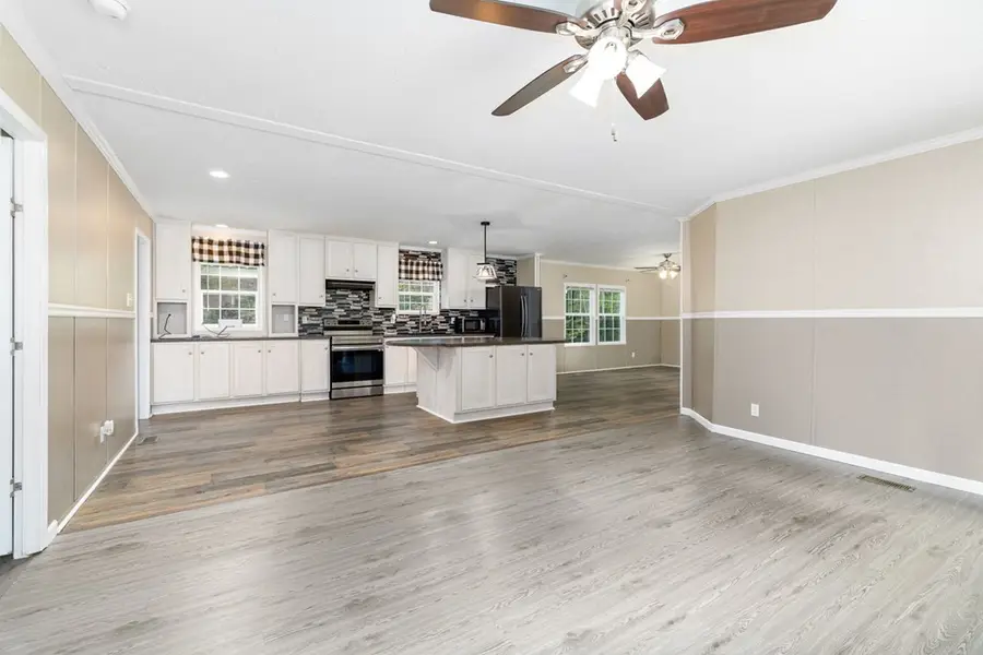 432 Cc Camp Rd, Meherrin, VA 23952 - #2