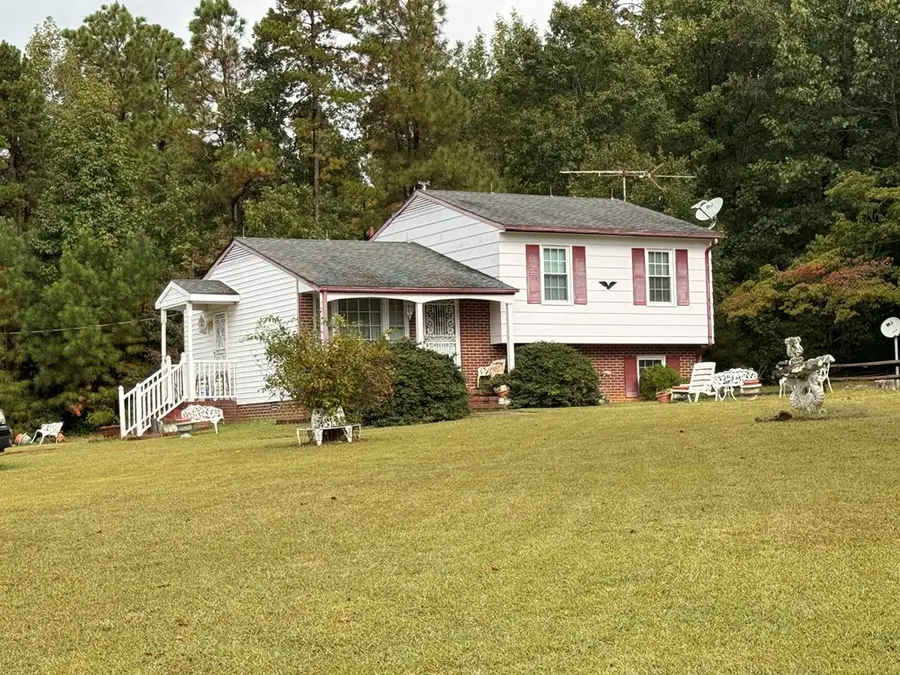 1455 Indian Oak Road, Crewe, VA 23930 - #2