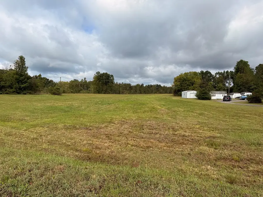 1455 Indian Oak Road, Crewe, VA 23930 - #3