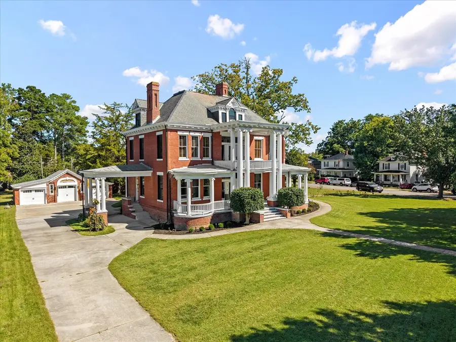 200 Oliver Ave, Crewe, VA 23930 - Image #2