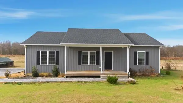 1251 Poorhouse Road, Rice, VA 23966