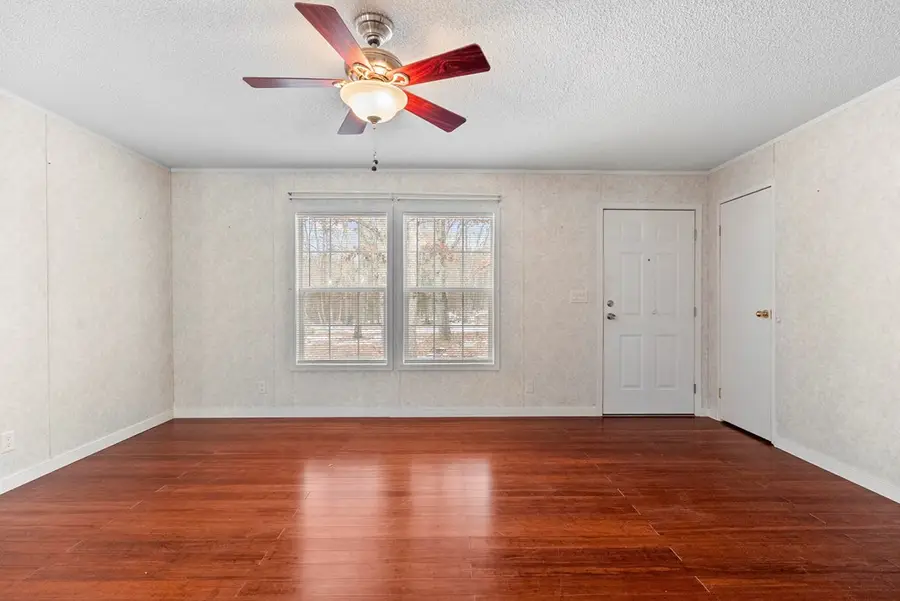 9174 Howardsville Road, Howardsville, VA 24562 - #3