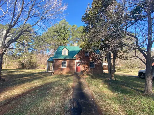 108 Bedford St, Drakes Branch, VA 23937