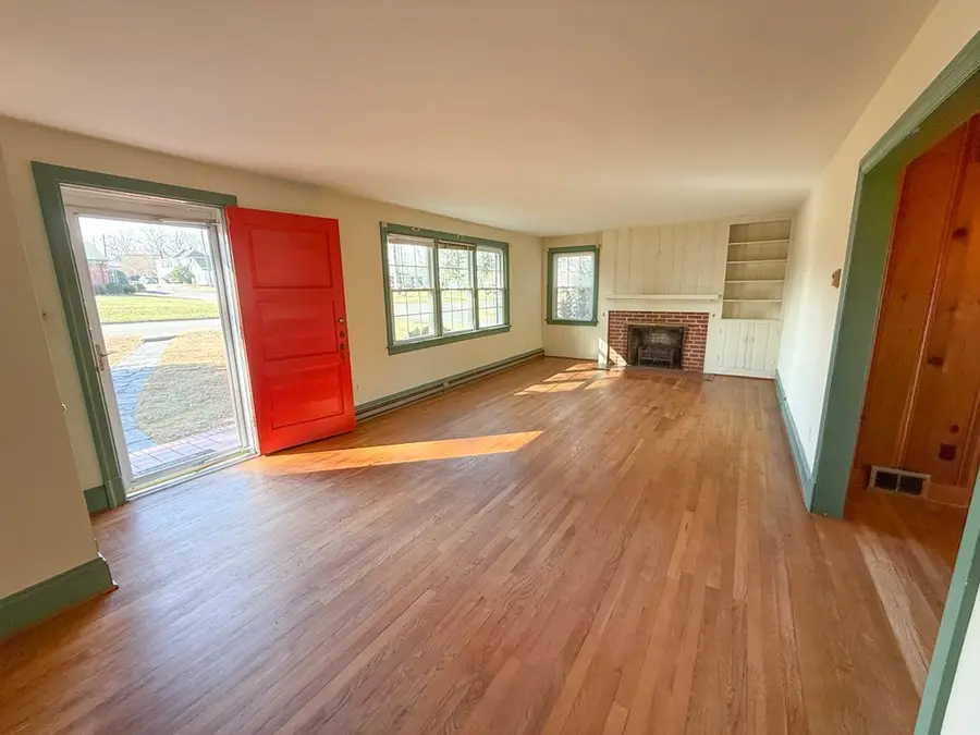 601 E. Carolina Avenue, Crewe, VA 23930 - Image #2