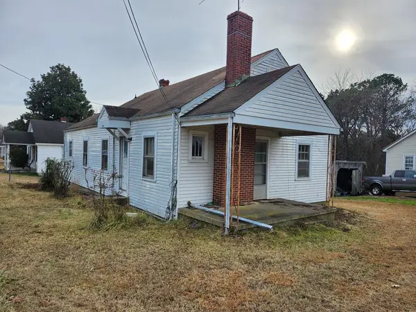 1801 Roberts Street, Farmville, VA 23901