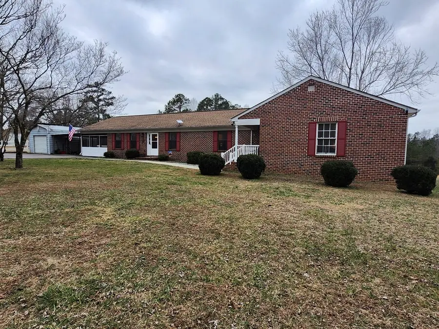 1421 Winningham Rd, Crewe, VA 23930 - Image #3