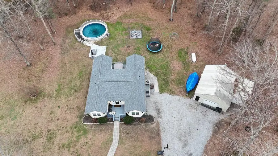 4235 West Courthouse Rd, Crewe, VA 23930 - Image #2