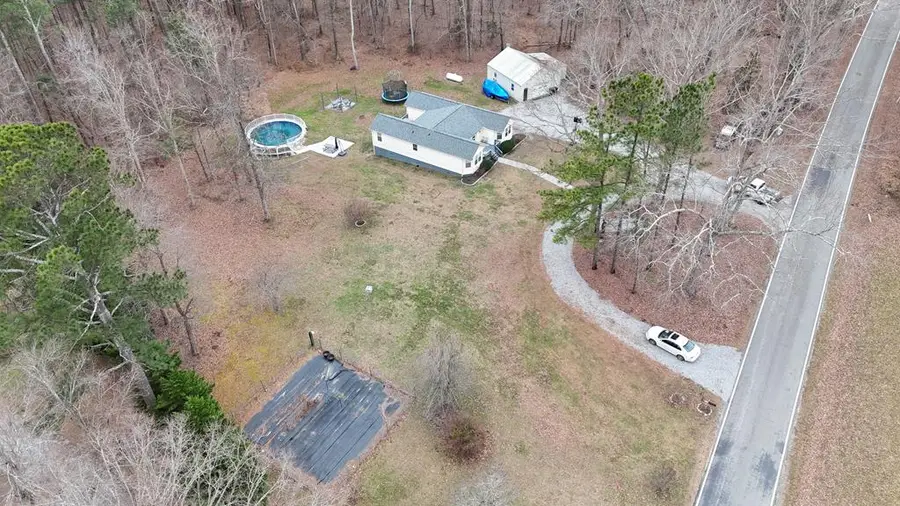 4235 West Courthouse Rd, Crewe, VA 23930 - Image #3