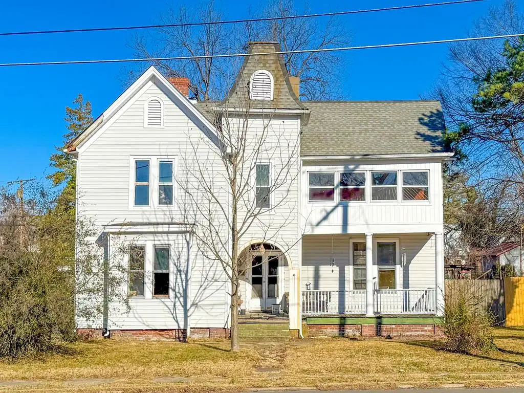 301 E. Virginia Avenue, Crewe, VA 23930 - Image #1