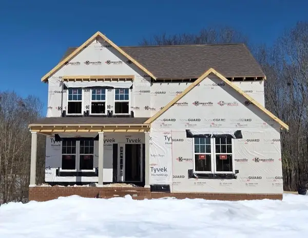 1910 Woodland Trl, Farmville, VA 23901