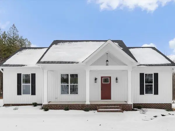 303 Deuprees Store Rd, Charlotte Court House, VA 23937