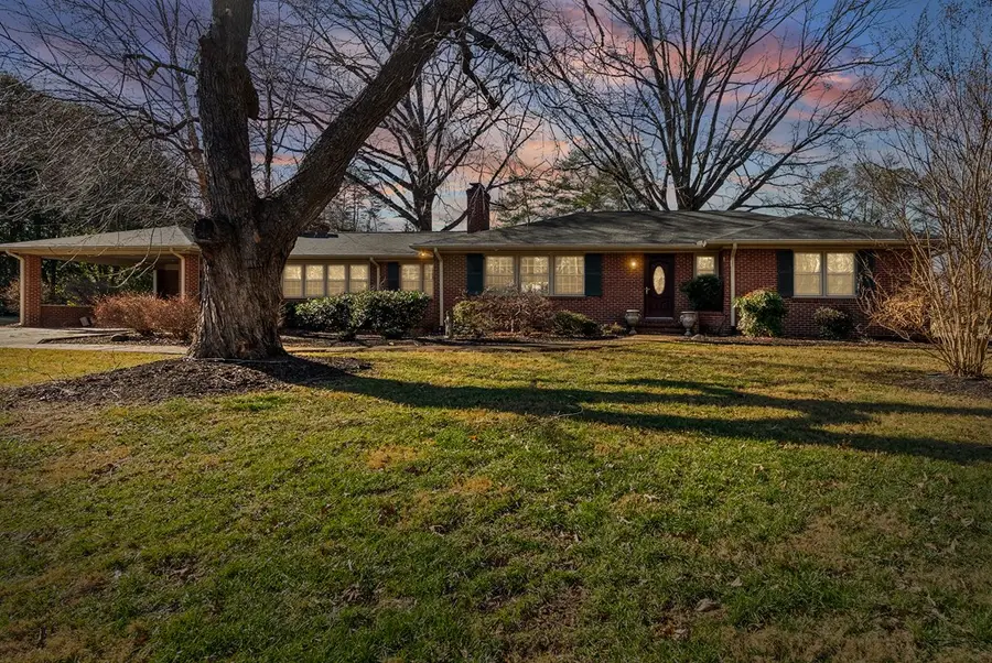 701 Fourth Ave, Farmville, VA 23901 - #3