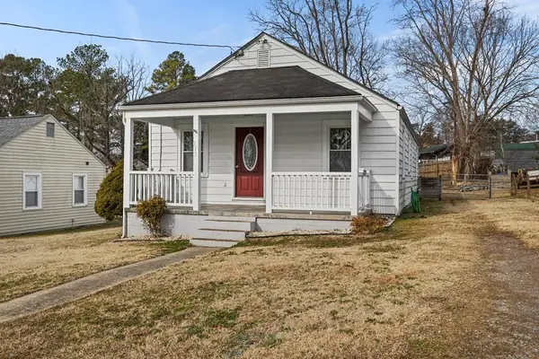 713 Monroe Street, Farmville, VA 23901