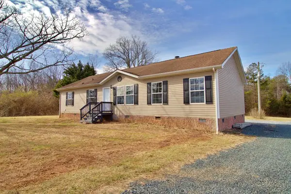 2365 Trent Hatchery Rd, Appomattox, VA 24522