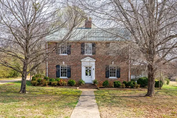 441 Legrande Ave, Charlotte Court House, VA 23923