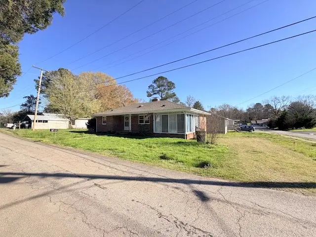 1392 Jefferson Street, Boydton, VA 23917 - #2