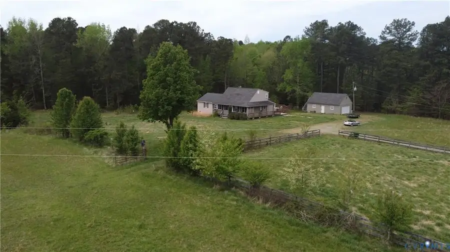 2230 Richmond Rd, Amelia Court House, VA 23002 - #3