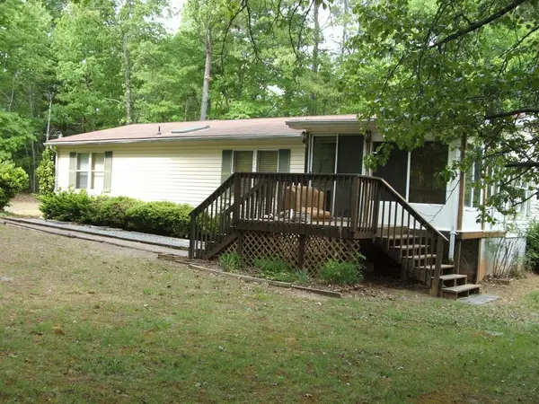 6327 West Point Stevens Road, Drakes Branch, VA 23937