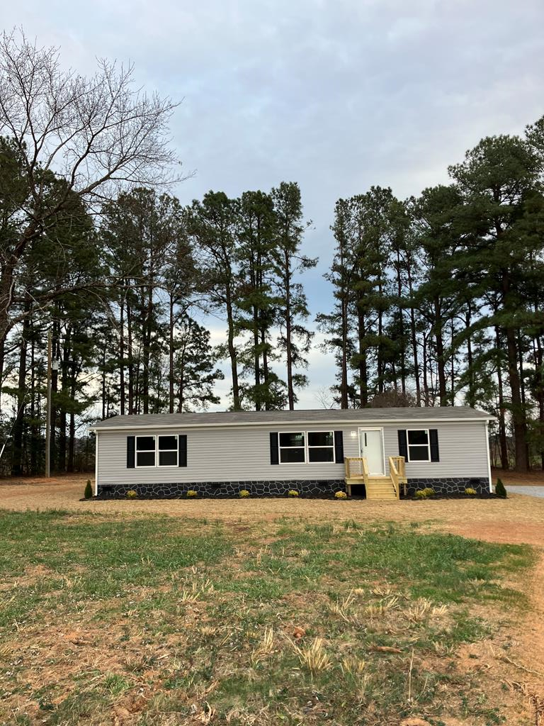 2664 Overton Rd, Victoria, VA 23974 - #1