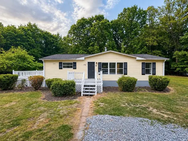 12989 County Line Rd., Keysville, VA 23947
