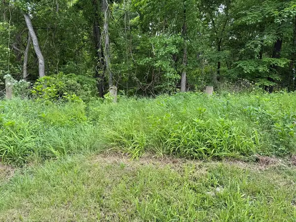 North Virginia St, Farmville, VA 23901