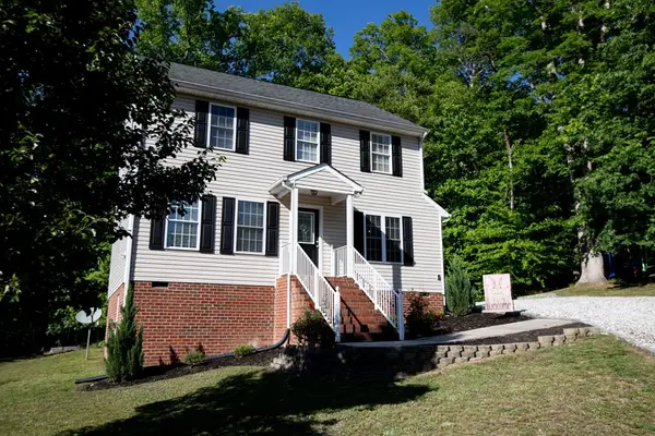 110 Russells Way, Farmville, VA 23901