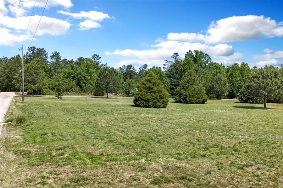 523 Three Flags Dr., Kenbridge, VA 23944 - #3