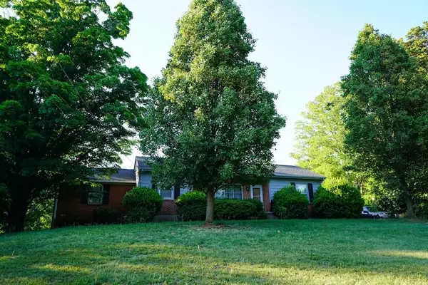 906 Childress Drive, Martinsville, VA 24112