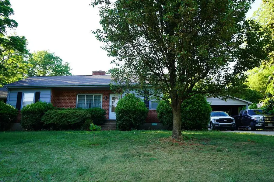 906 Childress Drive, Martinsville, VA 24112 - #2