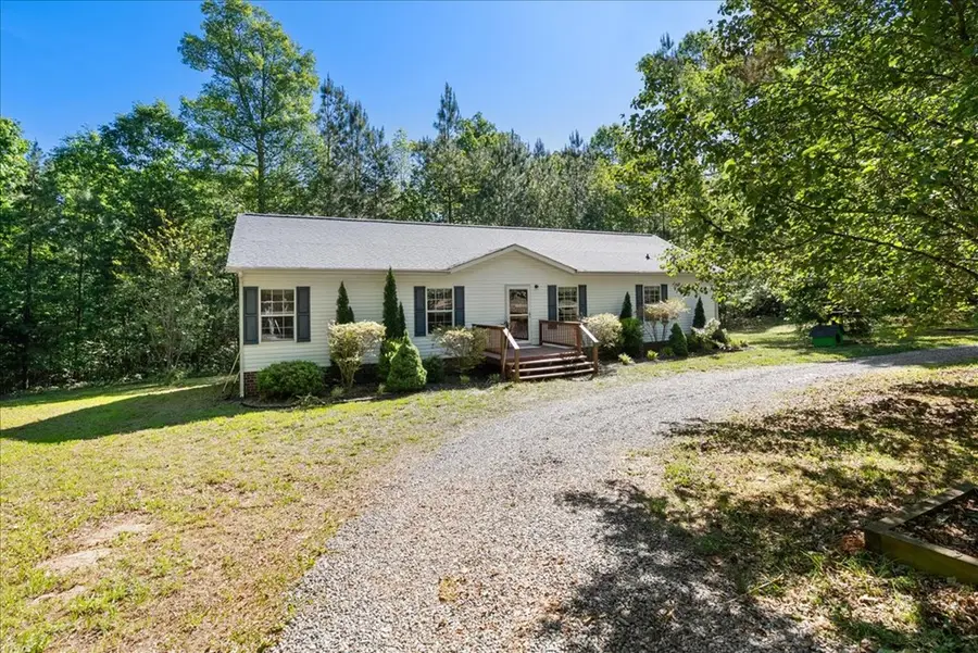 4448 Davis Lowground Rd, Keysville, VA 23947 - #3
