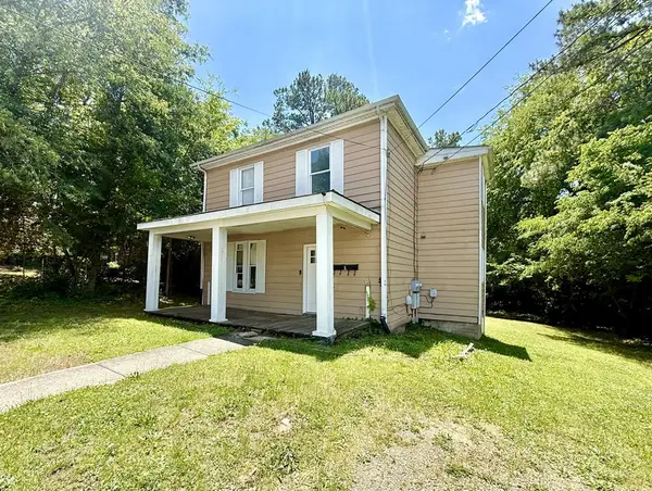 419 Park Ave, Farmville, VA 23901