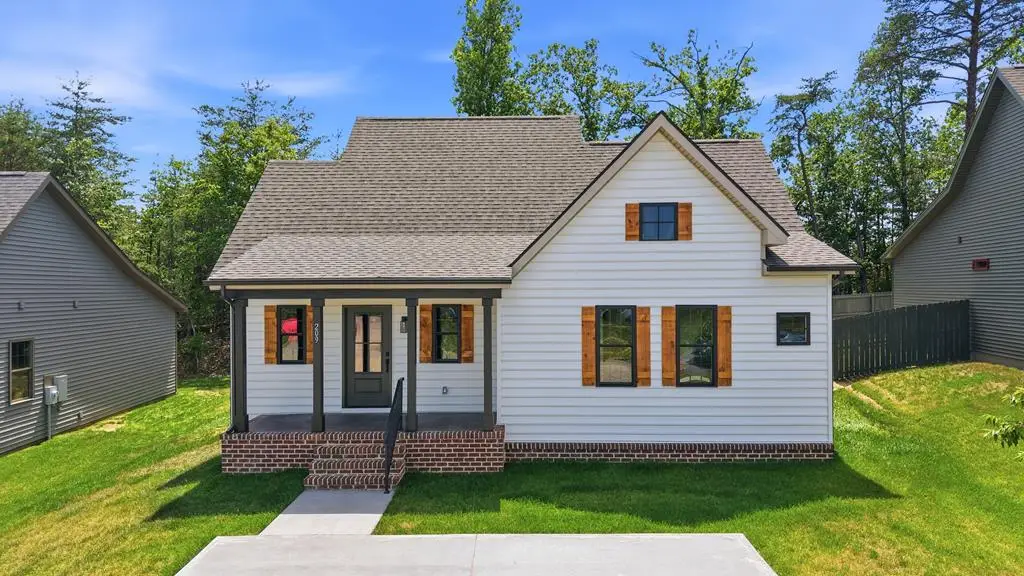209 Zion Drive, Farmville, VA 23901 - #1