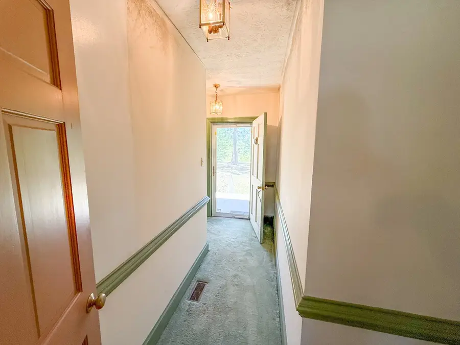 621 Melody Lane, Crewe, VA 23930 - #2