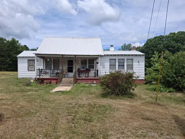 13917 S Constitution Rte, Scottsville, VA 24590