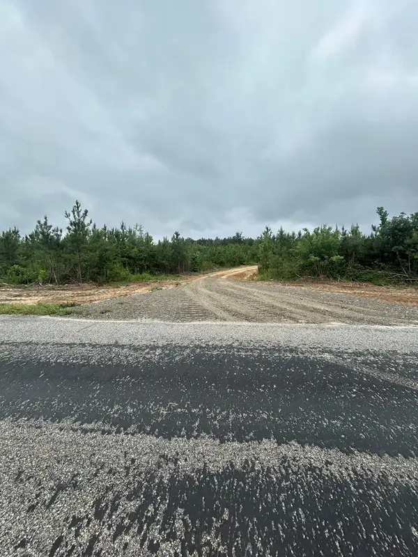 Kings Road, Green Bay, VA 23942