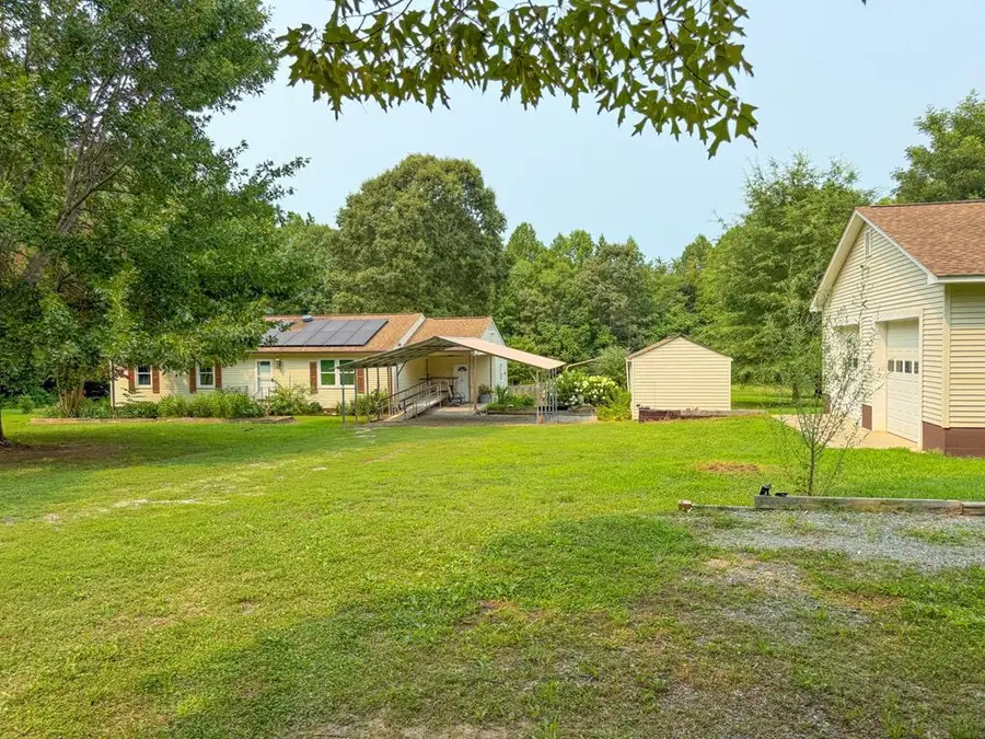 6688 Old Buckingham Road, Powhatan, VA 23139 - #2